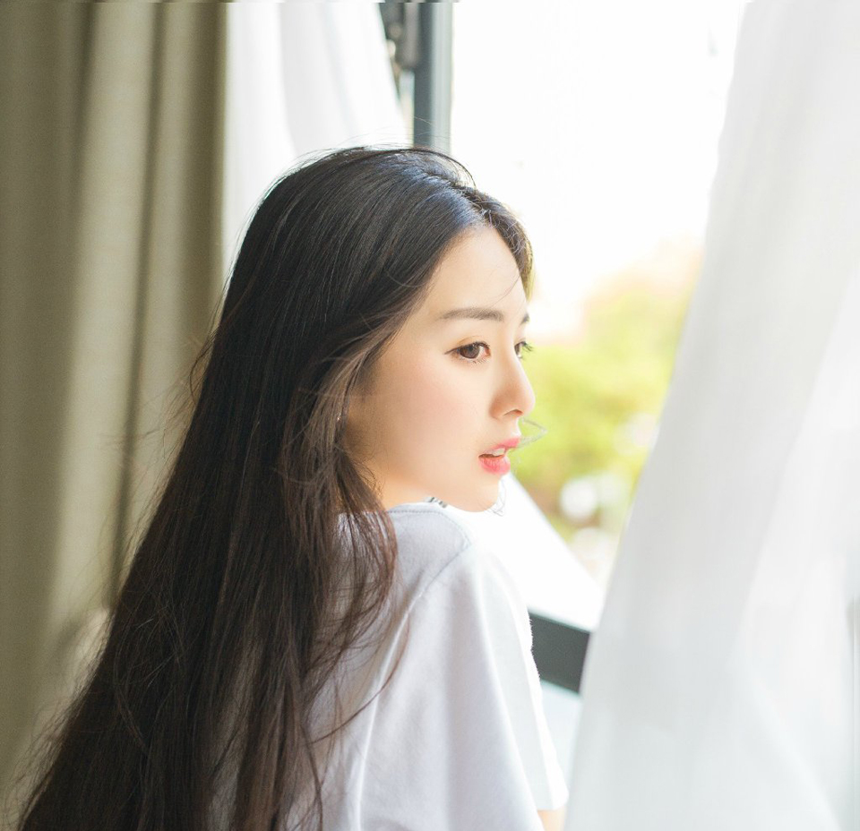 如果这一生我可以有次好运，我愿意把次都分给你，只留两次给自己：一次是遇见你，一次是永远陪你走。